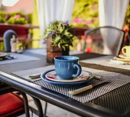 Var Park Panzio Bed & Breakfast 3*