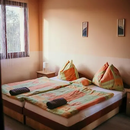 Bed & Breakfast Var Park Panzio Sárvár