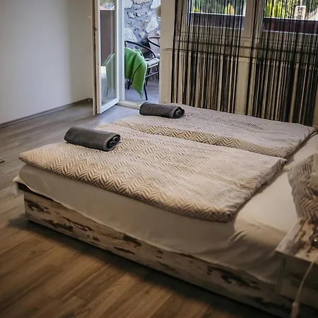 Bed & Breakfast Var Park Panzio Sárvár
