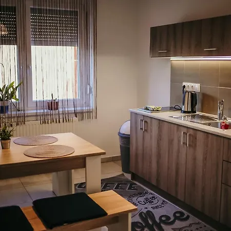 Bed & Breakfast Vár Park 3*